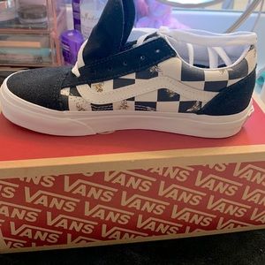 Kids vans size 2